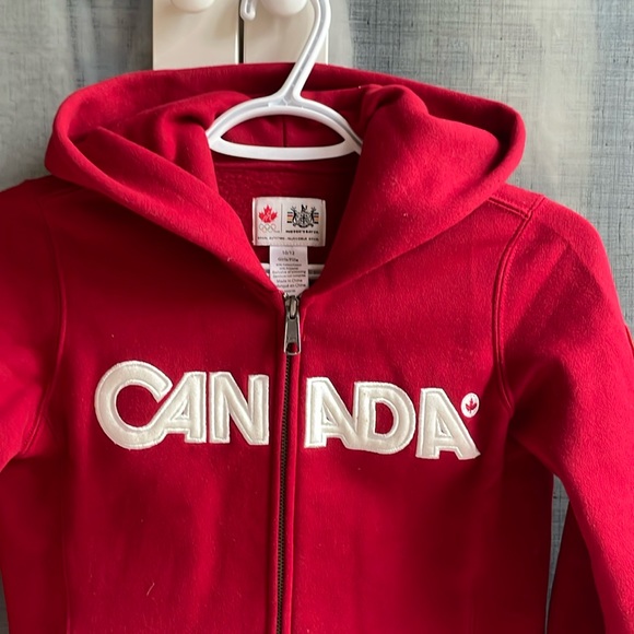 Olympic Sweater Canada 2010 Hudson’s Bay - Picture 1 of 6